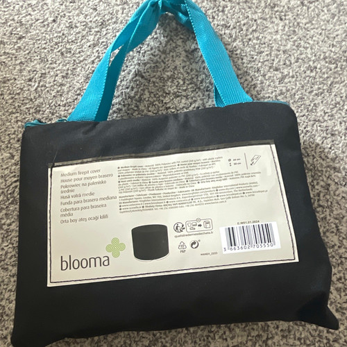 Blooma medium round - medium, pit